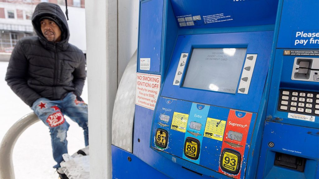 لقد ارتفع سعر النفط منذ الصراع الإيراني، لكن أسعار الغاز قد لا تستمر في الارتفاع