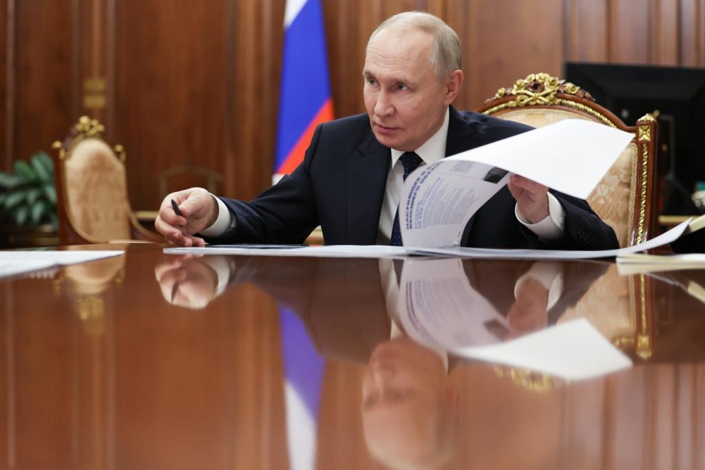 “بوتين، في هذه المرحلة، هو الرابح الأكبر في حرب ترامب ونتنياهو ضد إيران”