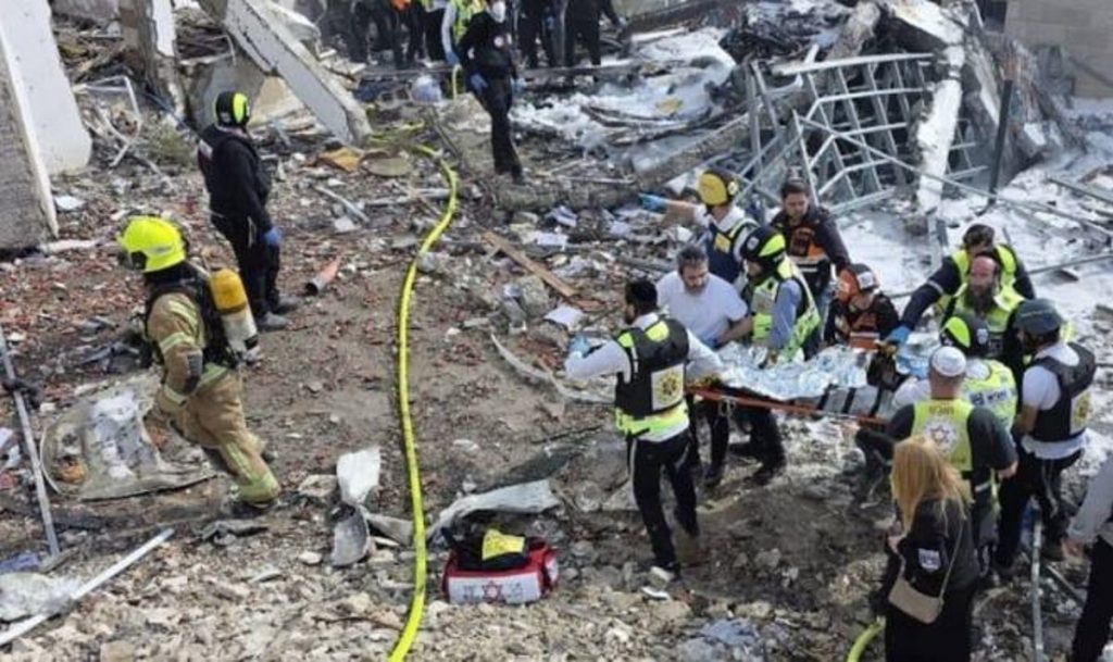 الجيش الإسرائيلي: 9 قتلى و23 مصاباً و20 مفقوداً إثر الضربة الإيرانية على بيت شيمش