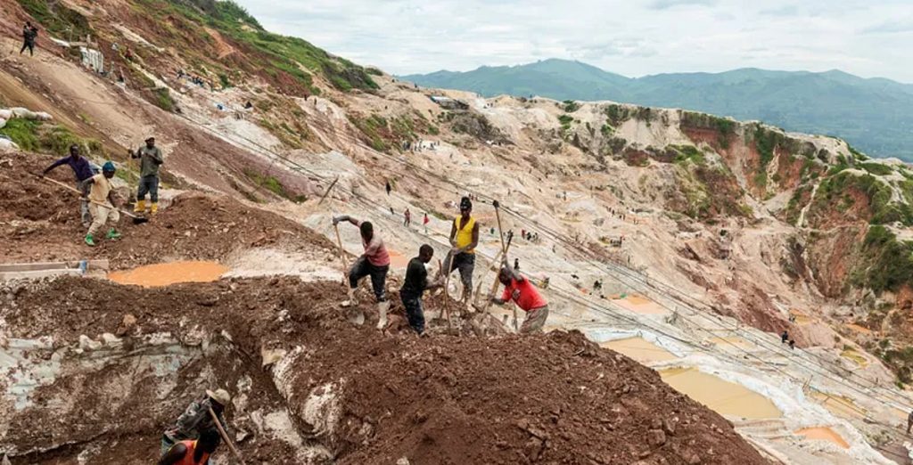 انهيار أرضي يودي بحياة أكثر من 200 في الكونجو الديمقراطية