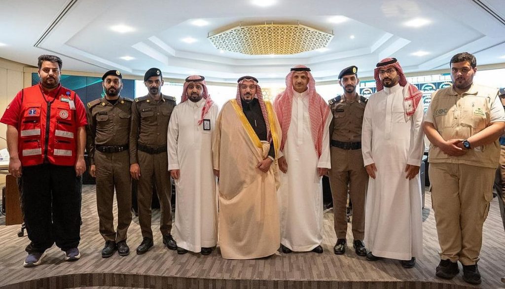 أمير القصيم يزور مركز إدارة الأزمات والكوارث بإمارة المنطقة