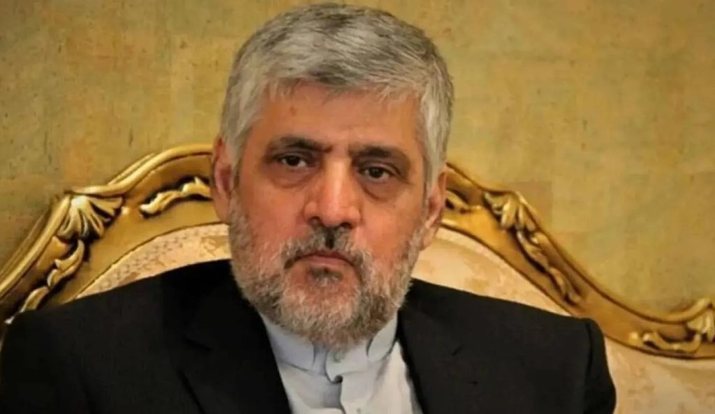 السفير الإيراني يرفض مغادرة لبنان رغم قرار سحب اعتماده