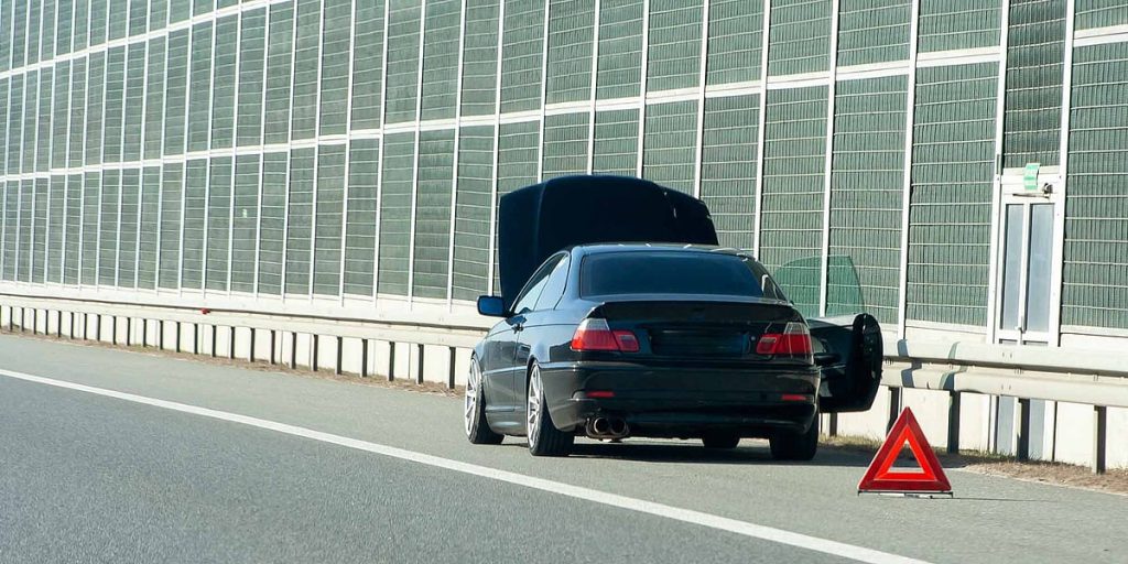 4 تعليمات من «المرور» عند تعطل المركبة أثناء القيادة