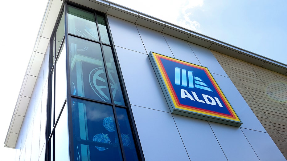 محل بقالة Aldi في واشنطن العاصمة