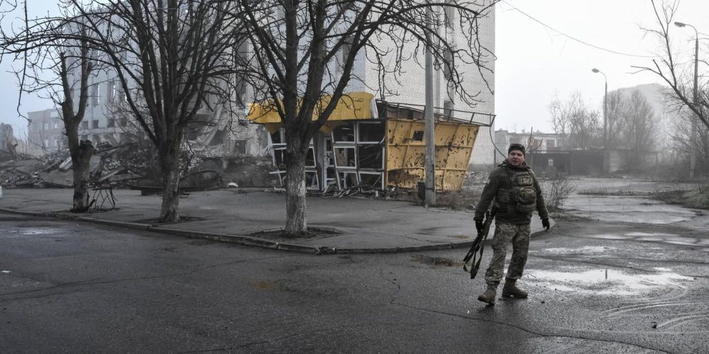 بث مباشر الحرب في أوكرانيا: واشنطن تستحضر إعادة نشر الأسلحة في الشرق الأوسط لكنها تنفي جعل الضمانات الأمنية مشروطة بالانسحاب الأوكراني من دونباس