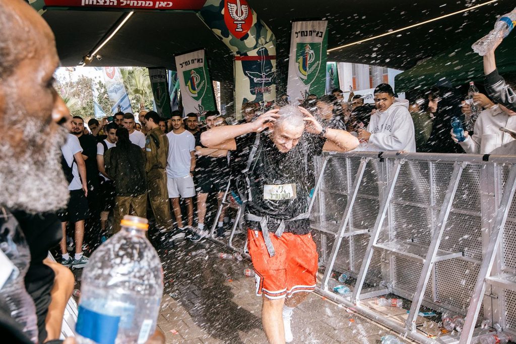 وفي إسرائيل، هناك تزايد كبير في ضم المجندين