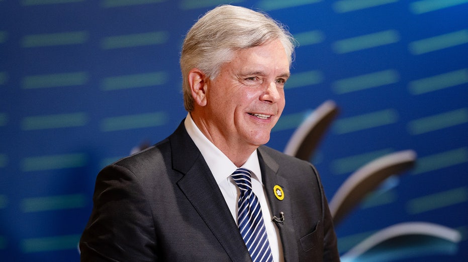 لاري كولب، الرئيس التنفيذي لشركة جنرال إلكتريك