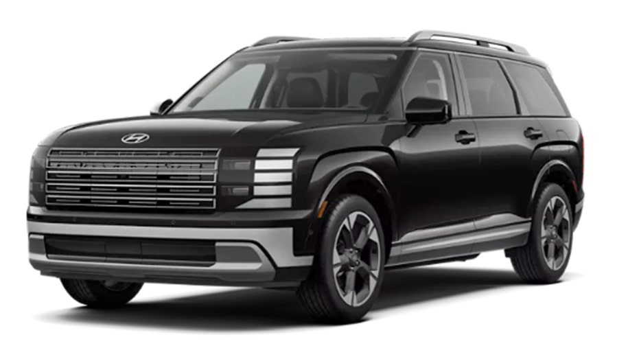 سيارة Hyundai Palisade SUV سوداء معروضة على خلفية بيضاء.