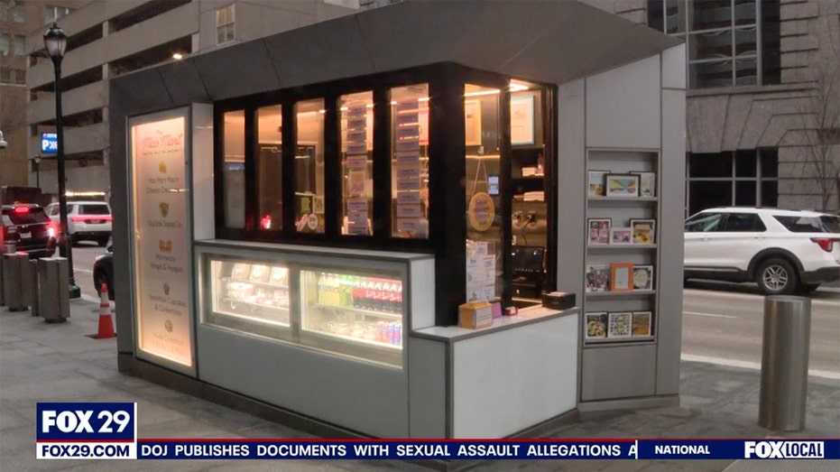 منظر الشارع لمنصة Mac-and-Cheese.