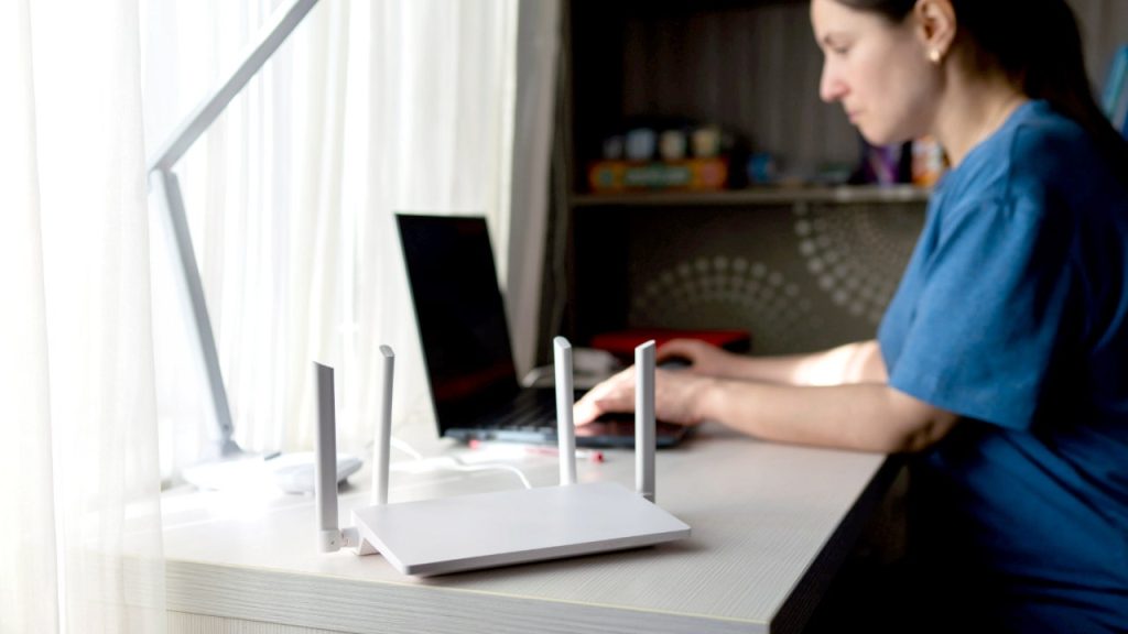 الولايات المتحدة تحظر أجهزة توجيه الإنترنت الاستهلاكية الأجنبية الصنع الجديدة بسبب مخاوف أمنية