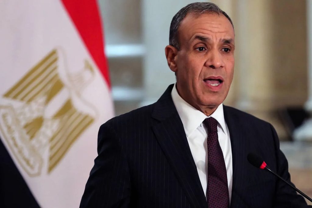 وزير الخارجية المصري ونظيره الباكستاني يبحثان جهود خفض التصعيد في المنطقة