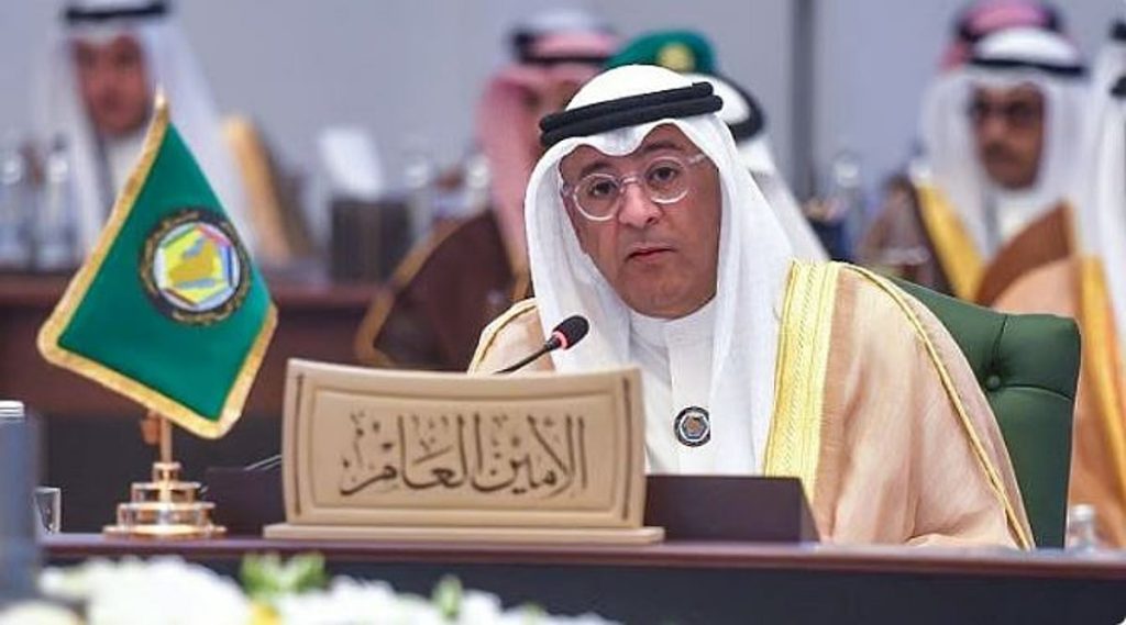 مجلس التعاون يدين أعمال الشغب والاعتداءات التي استهدفت مقر سفارة الإمارات في دمشق ويطالب بمحاسبة المتورطين