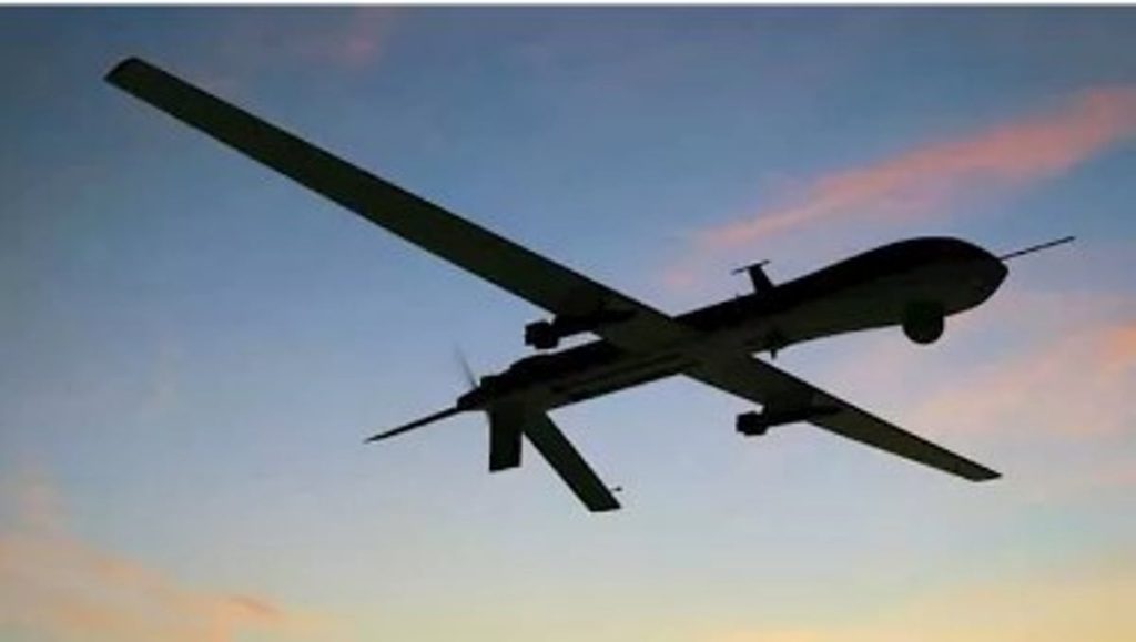 رويترز: اندلاع حريق عقب هجوم بمسيّرة على مخازن شركات نفطية أجنبية بالبصرة