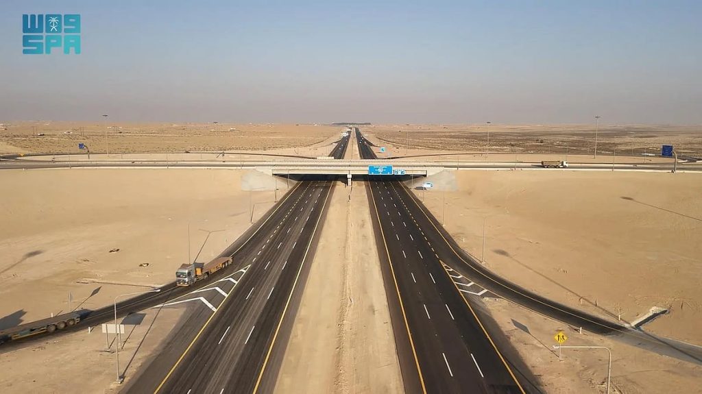 «هيئة الطرق»: شبكة الطرق البرية تعزز الحركة اللوجستية بين المملكة ودول مجلس التعاون