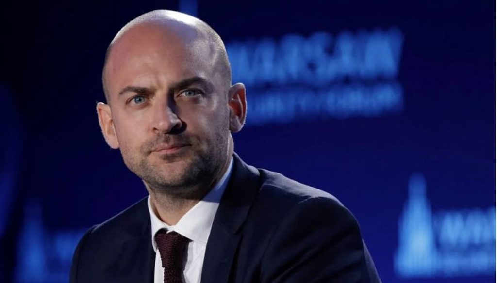 فرنسا: نعارض أي استهداف للبنية التحتية المدنية في حرب إيران