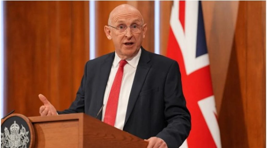 وزير الدفاع البريطاني: سنوفر مئات الصواريخ الاعتراضية والمنصات لقواتنا وحلفائنا بالشرق الأوسط خلال أسابيع