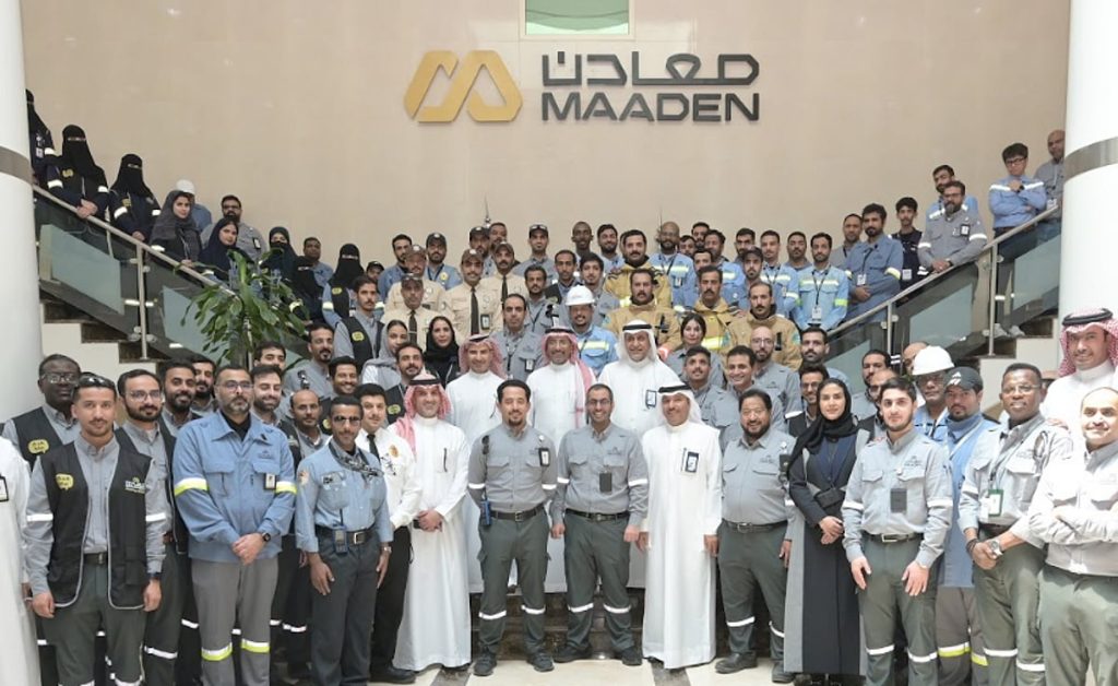 وزير الصناعة والثروة المعدنية يزور ميناء «رأس الخير» ويتفقد منشآت «معادن» ومركز عمليات الهيئة الملكية للجبيل وينبع