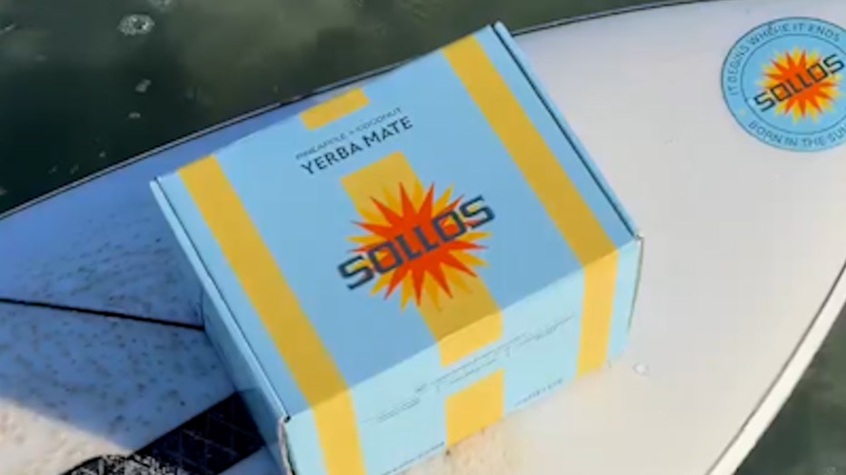 حالة الأزرق والأصفر مع "المعزوفات المنفردة" ماركة