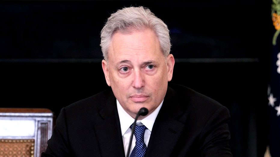 ديفيد ساكس