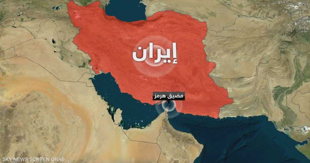 ألغام تغلق الممر الرئيسي لهرمز.. والسفن تغيّر وجهتها