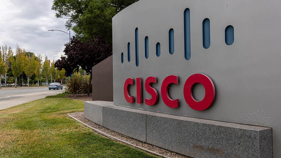 المقر الرئيسي لشركة Cisco Systems قبل أرقام الأرباح
