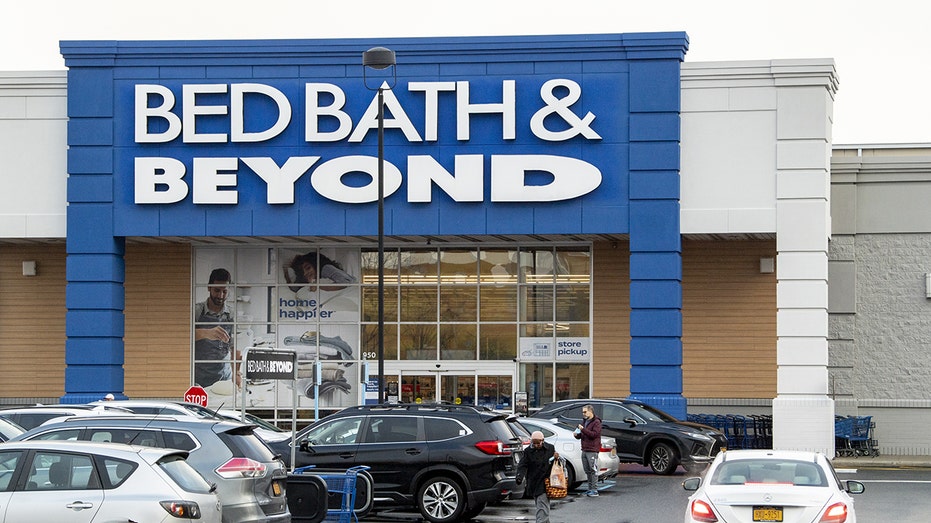 تحذر شركة Bed Bath & Beyond من أنها قد تحتاج إلى تقديم طلب للإفلاس