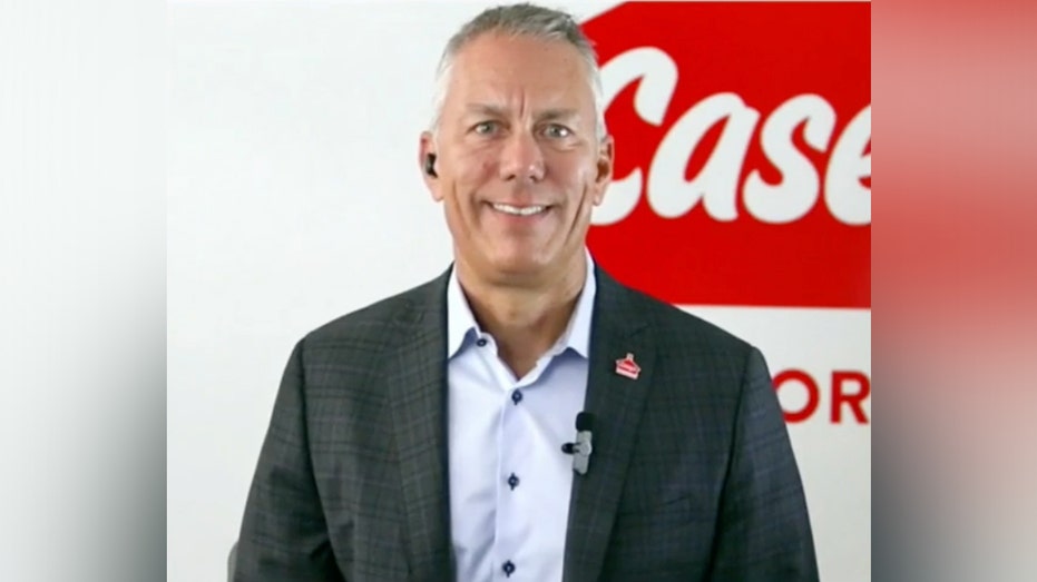 صرح دارين ريبيليز، الرئيس التنفيذي لشركة Casey، لـ FOX Business أن الخطة مبنية على عوامل يمكن للشركة التحكم فيها.