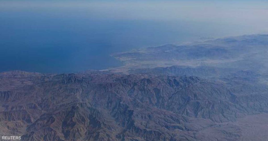 أكسيوس: ترامب يستعد لنقل المواجهة مع إيران إلى هرمز