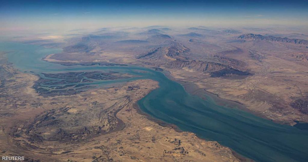 إيران تضرب خارج حدودها البحرية.. هجوم يخرق قانون البحار