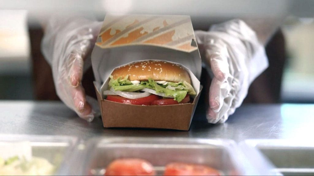 يكشف برجر كنج عن “ضمان Whopper” مع برجر مجاني إذا فشل الطلب في تحقيق الهدف