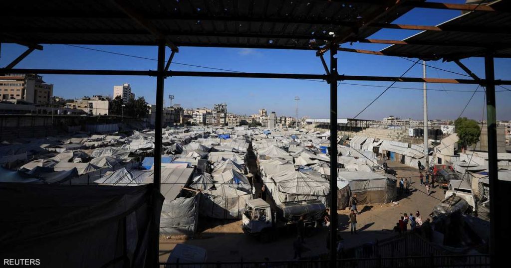 9300 إصابة بالمرض.. “جدري الماء” يهدد النازحين في غزة