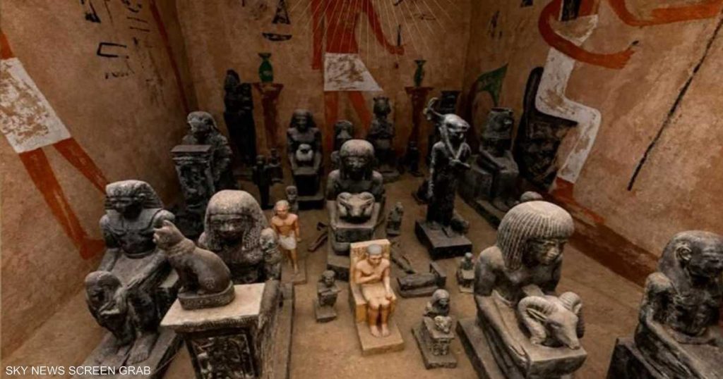 مصر.. ضبط عصابة بحوزتها 90 قطعة أثرية ومخدرات
