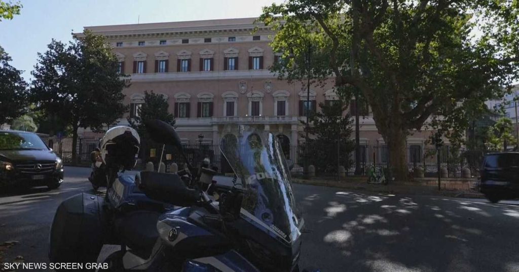 مفاوضات روما.. لماذا تعثرت مباحثات لبنان وإسرائيل؟