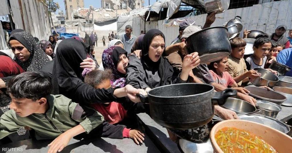 إسرائيل تتحدث مجددا عن تهجير سكان غزة: ننتظر الضوء الأخضر