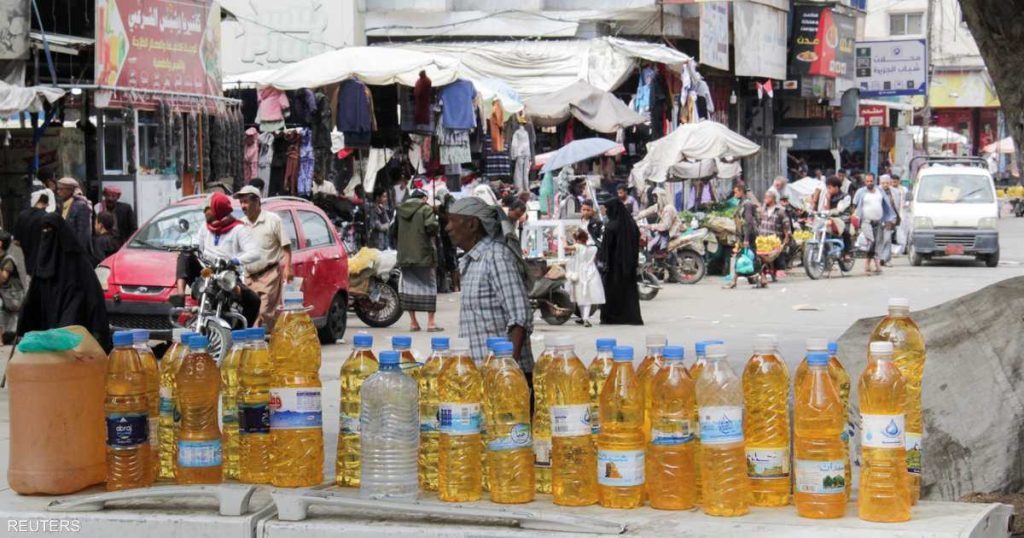 “لا أكسجين ولا وقود”.. تعز تواجه أزمة إنسانية خانقة