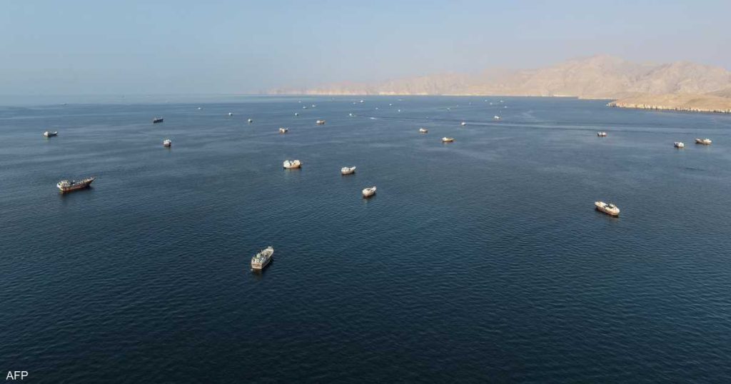 هيئة بحرية: اشتعال النيران في سفينة قبال سواحل سلطنة عمان